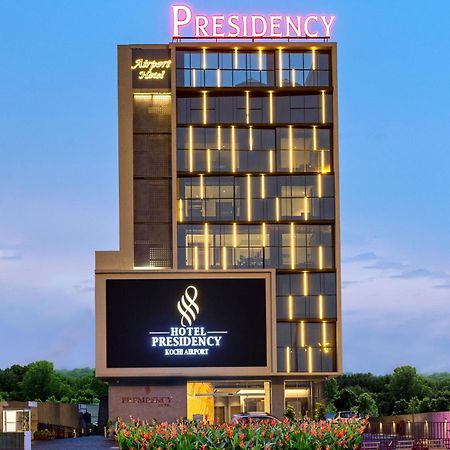 Presidency Airport Hotel Kochi エクステリア 写真