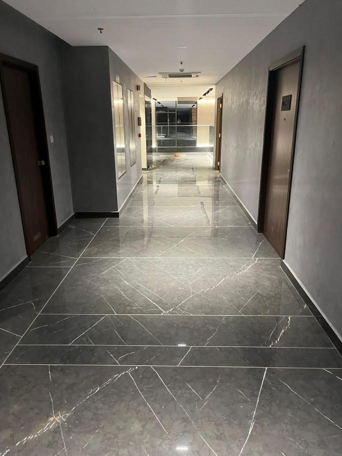 Presidency Airport Hotel Kochi エクステリア 写真