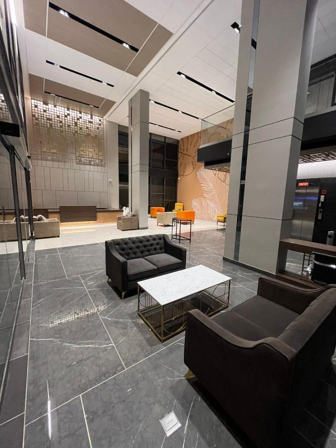 Presidency Airport Hotel Kochi エクステリア 写真
